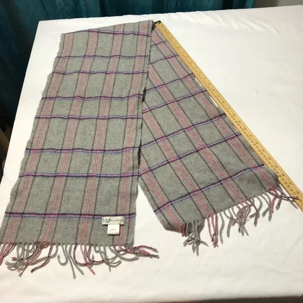 Neumann Marcus cashmere plaid grey purple pink fringe scarf 11.5”x56”